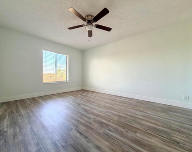 616 Sea Pine Way Way - Photo Thumbnail 9
