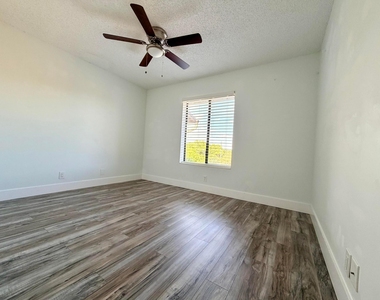 616 Sea Pine Way Way - Photo Thumbnail 11