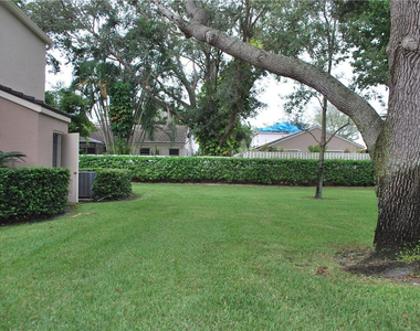 9867 Nw 1st Court - Photo Thumbnail 19