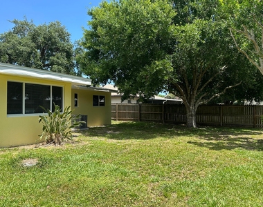 2745 Atlantic Boulevard - Photo Thumbnail 4