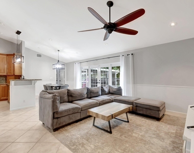 9680 Lancaster Place - Photo Thumbnail 15