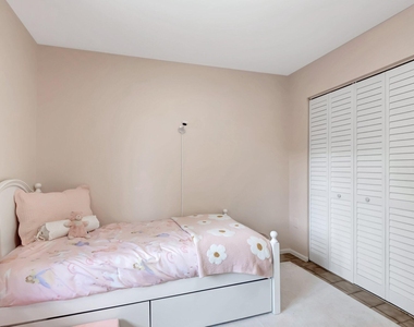 9680 Lancaster Place - Photo Thumbnail 5