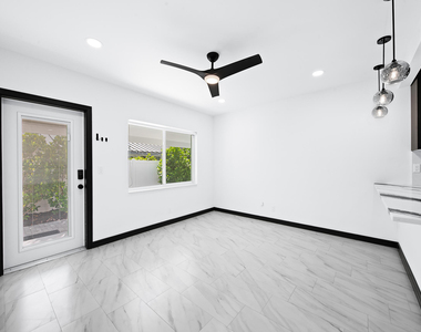 1508 Ne 6th Street - Photo Thumbnail 24