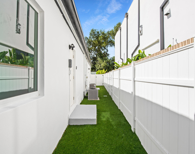 1508 Ne 6th Street - Photo Thumbnail 39