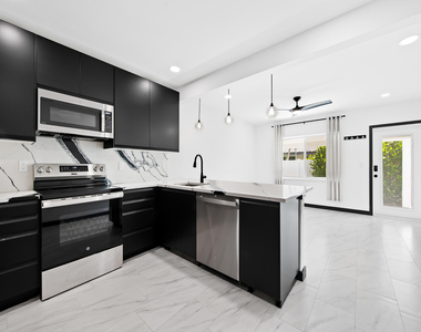 1508 Ne 6th Street - Photo Thumbnail 6