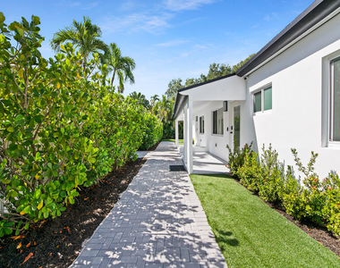1508 Ne 6th Street - Photo Thumbnail 4