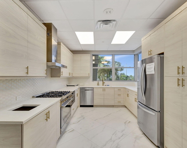 5200 N Ocean Drive - Photo Thumbnail 33