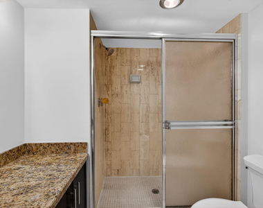5200 N Ocean Drive - Photo Thumbnail 16