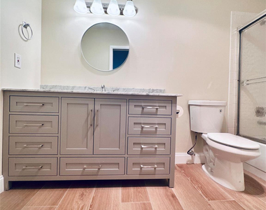 14676 Canalview Drive - Photo Thumbnail 12
