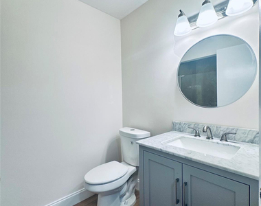 14676 Canalview Drive - Photo Thumbnail 6