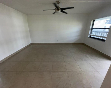 889 Riverside Drive - Photo Thumbnail 2