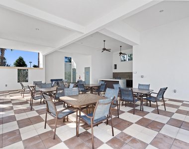 14823 Wildwood Circle - Photo Thumbnail 90