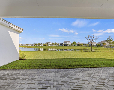 14823 Wildwood Circle - Photo Thumbnail 25