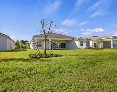 14823 Wildwood Circle - Photo Thumbnail 56