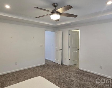 13033 Garren View Lane - Photo Thumbnail 10
