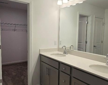 13033 Garren View Lane - Photo Thumbnail 11
