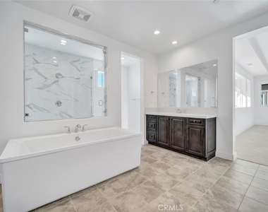 20626 Deer Grass Court - Photo Thumbnail 6