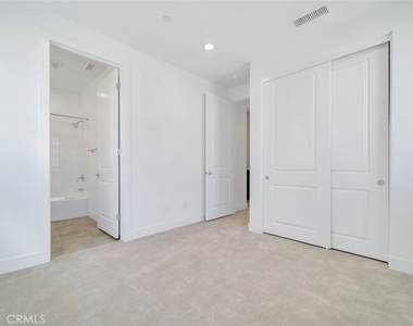 20626 Deer Grass Court - Photo Thumbnail 18