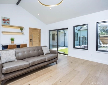 4627 Ethel Ave - Photo Thumbnail 23