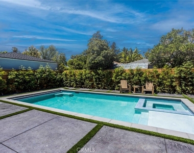 4627 Ethel Ave - Photo Thumbnail 26