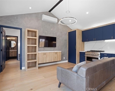 4627 Ethel Ave - Photo Thumbnail 22