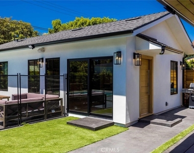 4627 Ethel Ave - Photo Thumbnail 19