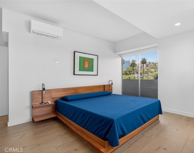 838 N Doheny - Photo Thumbnail 24