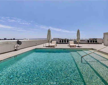 838 N Doheny - Photo Thumbnail 30