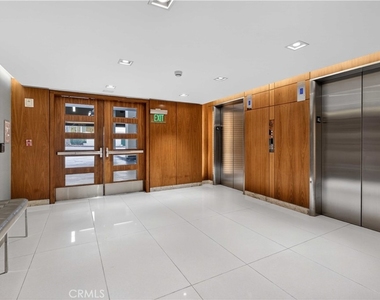 838 N Doheny - Photo Thumbnail 33