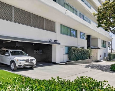 838 N Doheny - Photo Thumbnail 1