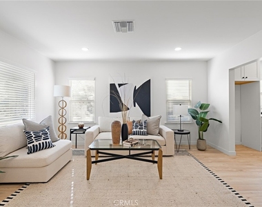 267 Olive - Photo Thumbnail 4