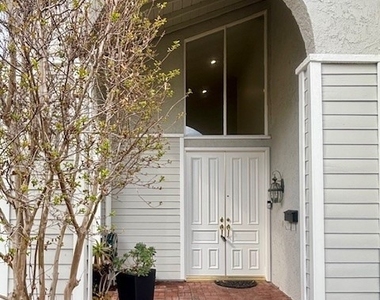 3571 Carnation - Photo Thumbnail 3
