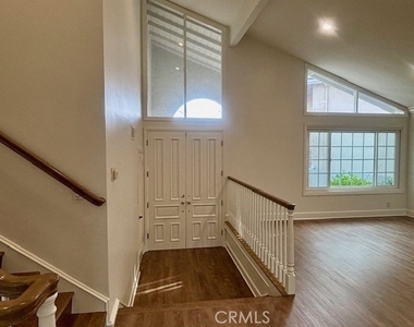 3571 Carnation - Photo Thumbnail 19