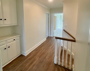 3571 Carnation - Photo Thumbnail 36