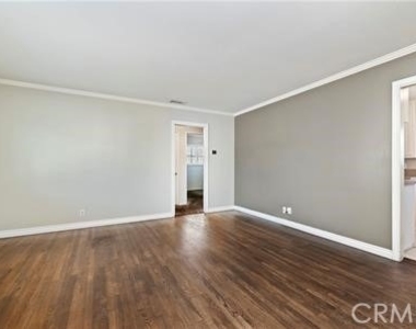 823 Filbert - Photo Thumbnail 14