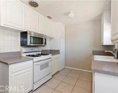 823 Filbert - Photo Thumbnail 5