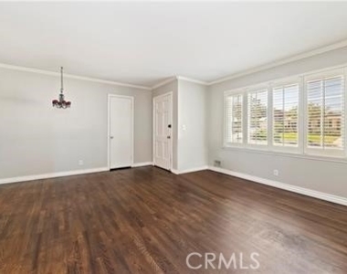 823 Filbert - Photo Thumbnail 2