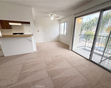635 W 15th - Photo Thumbnail 2