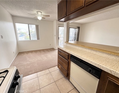 635 W 15th - Photo Thumbnail 5
