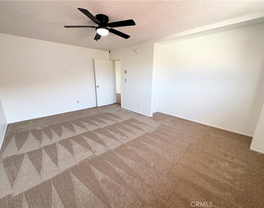 635 W 15th - Photo Thumbnail 8