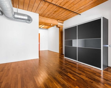 530 S Hewitt Street - Photo Thumbnail 10