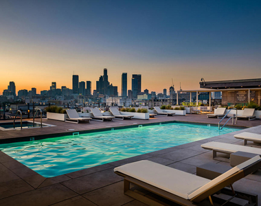 530 S Hewitt Street - Photo Thumbnail 18