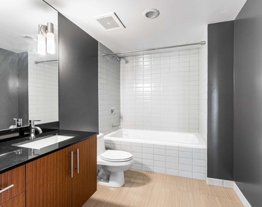 530 S Hewitt Street - Photo Thumbnail 17