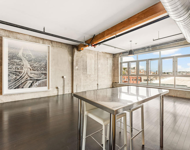 530 S Hewitt Street - Photo Thumbnail 18