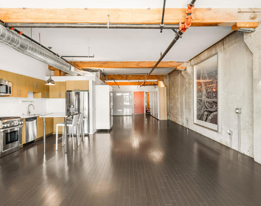 530 S Hewitt Street - Photo Thumbnail 24