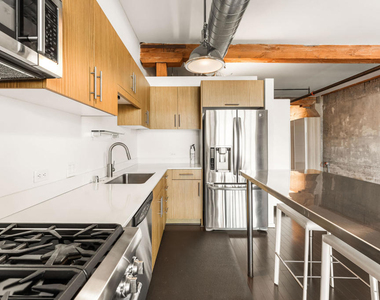 530 S Hewitt Street - Photo Thumbnail 17