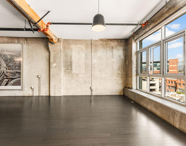 530 S Hewitt Street - Photo Thumbnail 23