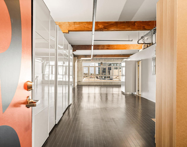 530 S Hewitt Street - Photo Thumbnail 1