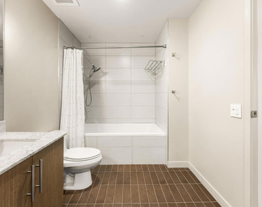 530 S Hewitt Street - Photo Thumbnail 12