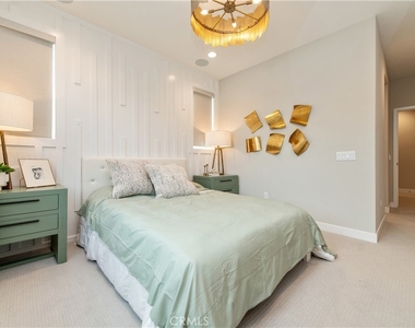 824 S Harbor Blvd - Photo Thumbnail 16